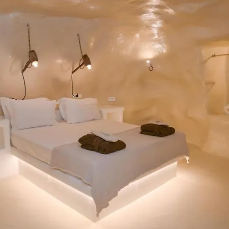 Hotel Dream On Milos 3*